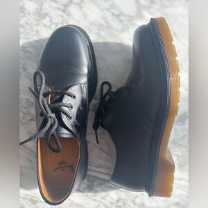 Women’s 1461 SMOOTH LEATHER OXFORD SHOES by Dr Martens